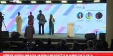 Vertice Africa-Francia, Macron bacchetta il pubblico in sala
