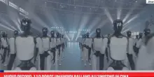 Nuovo record, 110 robot umanoidi ballano all&rsquo;unisono in Cina