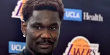 Ayton conferma le voci su Doncic: 'È super muscoloso adesso'