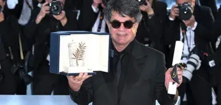 Iran, Jafar Panahi condannato a un anno di carcere per propaganda