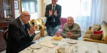 Il ministro Crosetto festeggia i 102 anni del padre di Angelo Bonelli