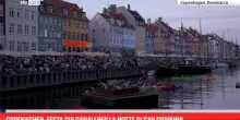 Copenaghen, festa sui canali per la notte di San Giovanni