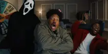 Scary Movie 6, i Wayans riportano la parodia all'anarchia. Recensione