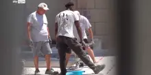 Lavoro, aiuti per chi ferma l'attivit&agrave; per il caldo