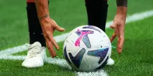 Serie A, alle 12 calcio d&rsquo;inizio dei 5 match per la corsa Champions