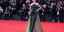 Nina Dobrev allontanata dal red carpet del Festival di Venezia