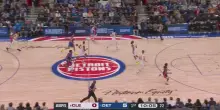 NBA,30 punti di James Harden contro Detroit