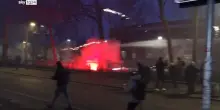 Torino, tre ore di guerriglia al corteo per Askatasuna
