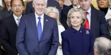 Caso Epstein, Clinton pronti a testimoniare: ma la Camera Usa rifiuta