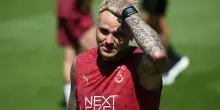 Lazio, offerta a Icardi: l'attaccante prende tempo