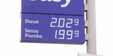 Carburanti, perch&eacute; il diesel costa pi&ugrave; della benzina