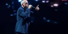 Eros Ramazzotti operato alle corde vocali, concerti rinviati al 2027