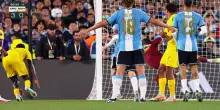 Messi sfiora la doppietta: portiere (e palo) dicono di no