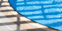 Palermo, bimba di due anni annega in una piscina: disposta autopsia