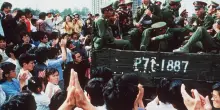 Cina, 37 anni fa la strage di piazza Tienanmen. FOTO