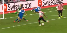 Europa League, Sunderland-Az: il clamoroso errore di Angulo