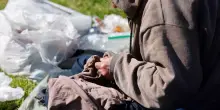 Eurostat, nel 2026 stima di rischio povert&agrave; in Italia stabile al 18,6%