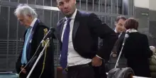 Riccardo Bossi condannato per maltrattamento madre e truffa allo Stato