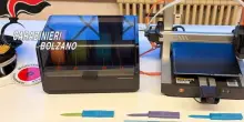 Bolzano, a scuola con coltello stampato in 3D: denunciato minore