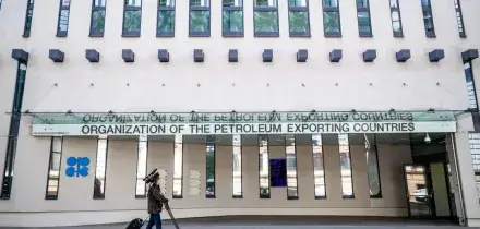 Gli Emirati Arabi lasciano l'Opec dopo 60 anni