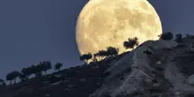 Superluna del 7 ottobre 2025, dove e quando vederla