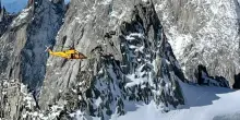 Francia, alpinisti bloccati su Monte Bianco ma sindaco nega soccorso