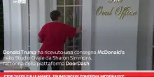 Stop tasse sulle mance, Trump riceve consegna McDonald&rsquo;s