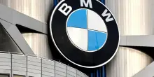 BMW, taglio del 20% dei manager nel 2027: verranno sostituiti dall'AI