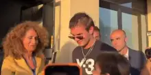 Fiorentina, Mastantuono &egrave; arrivato in citt&agrave;. VIDEO