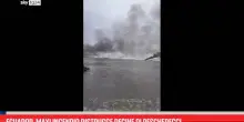 Ecuador, maxi incendio distrugge decine di pescherecci
