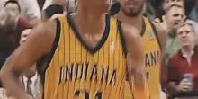 NBA, i Pacers riportano le strisce verticali sulle maglie