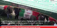 Iran, folla ai funerali dei comandanti uccisi nei raid