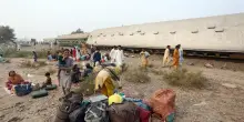 Pakistan, deraglia treno passeggeri: almeno 4 morti e decine di feriti