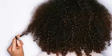 New York obbliga i parrucchieri a lavorare con tutti i tipi di capelli