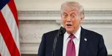 Trump: 'Incremento del 25% dei dazi su auto importate dall'Ue'