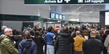 Atterrato a Malpensa il volo con i 200 studenti da Dubai