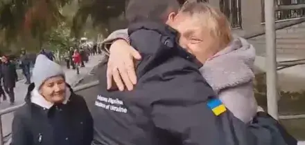 A Oleshky russi e ucraini insieme per salvare i civili