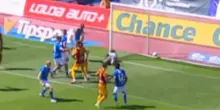 Si fanno 3 autogol e retrocedono: clamoroso epilogo per lo spareggio salvezza