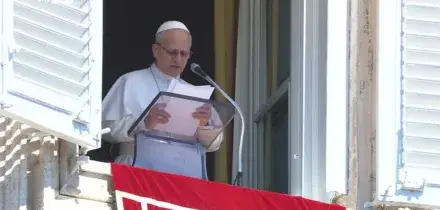 Il Papa: 'Diamo speranza a popoli tormentati dalla guerra'