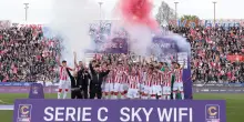 Il Vicenza torna in Serie B: la premiazione in campo