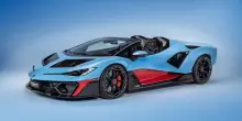 Lamborghini Fenomeno Roadster, la nuova few off del Toro