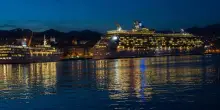 Rissa su una nave da crociera Napoli-Palermo: denunciati 13 giovani