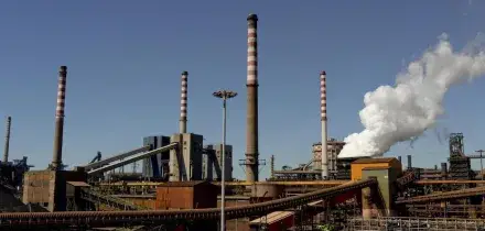 Incidente all'ex Ilva, morto l'operaio precipitato nel vuoto a Taranto