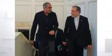 Mentre il Pakistan prova a riaprire il dialogo diplomatico tra Usa e Iran, in Cisgiordania l'esercito israeliano si scontra con i coloni