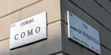 Milano, 19enne in stato di choc in Corso Como: 'Mi hanno violentata'
