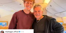 Baggio incontra Sinner in aereo a Dubai: 'Bello vederti Fenomeno'