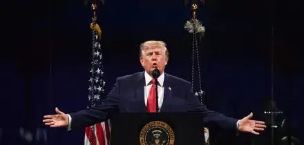 Discorso di Trump: 'Pi&ugrave; forti che mai, annientati Iran e Venezuela'
