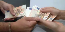 Pagamenti, uso dei contanti prevale tra italiani: i dati Bankitalia