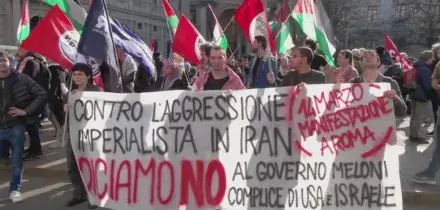 Milano in piazza per Gaza e contro la guerra in Iran