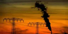 CO2 nell'atmosfera, ad aprile raggiunto livello record: i dati